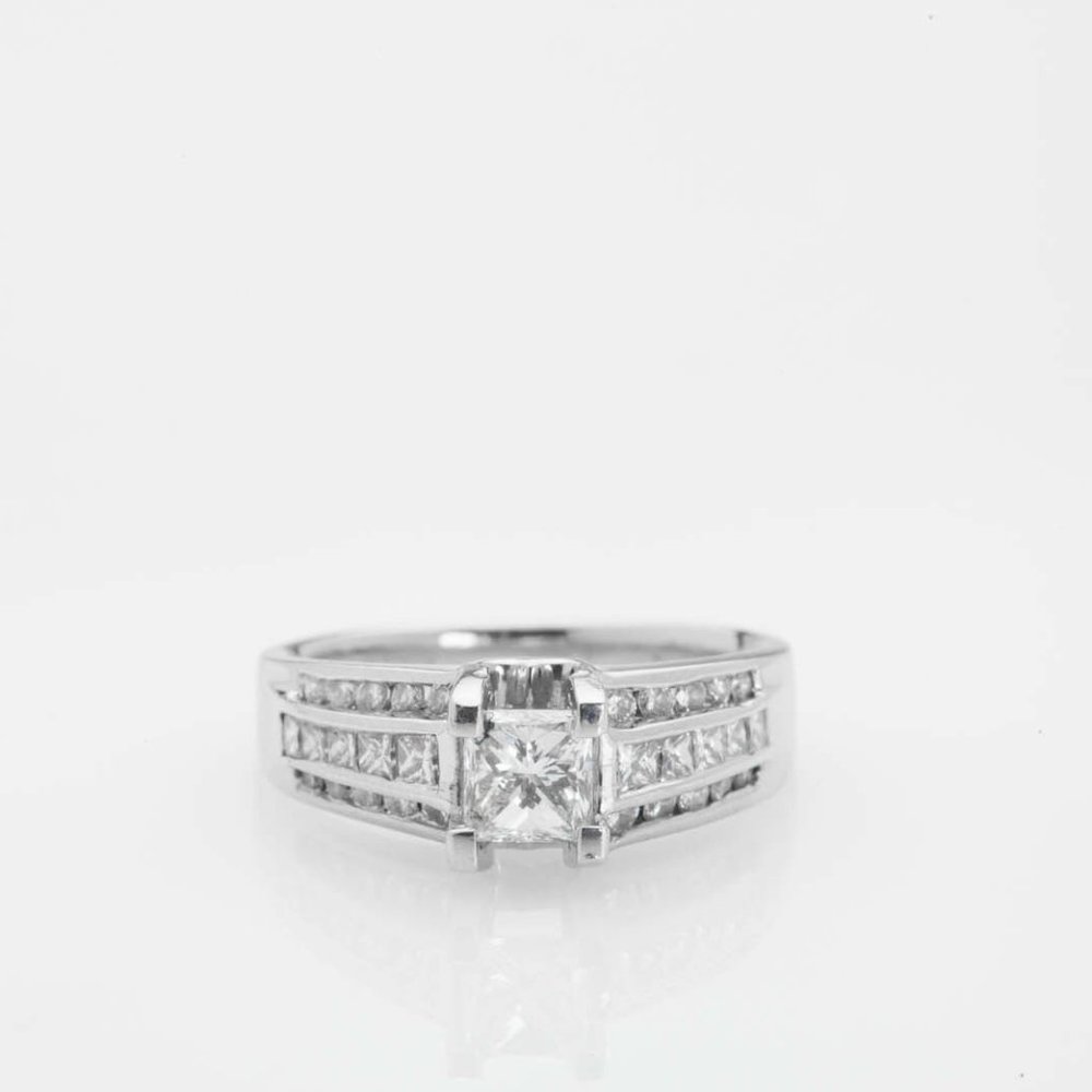 SALE! 1.75ct Princess Cut Platinum Wedding Ring
